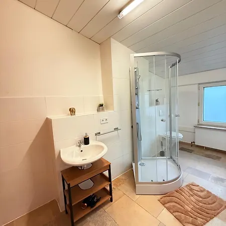 アパートホテル Lunetha Homes 3*